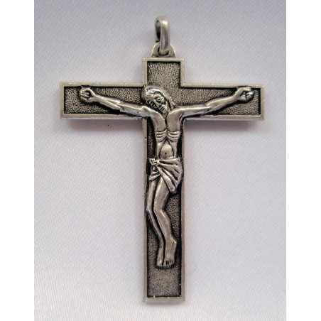 Croix en métal argenté