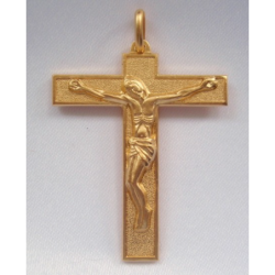 Croix en métal doré